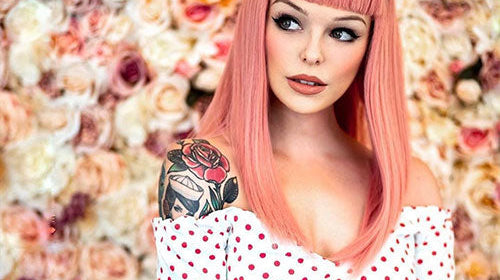 Woman wearing pink wig