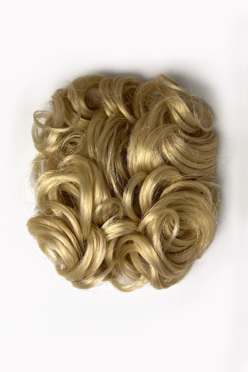 Hair poodle clip-in hairpiece bun vintage style 1950s: Lucille creamy blonde 613
