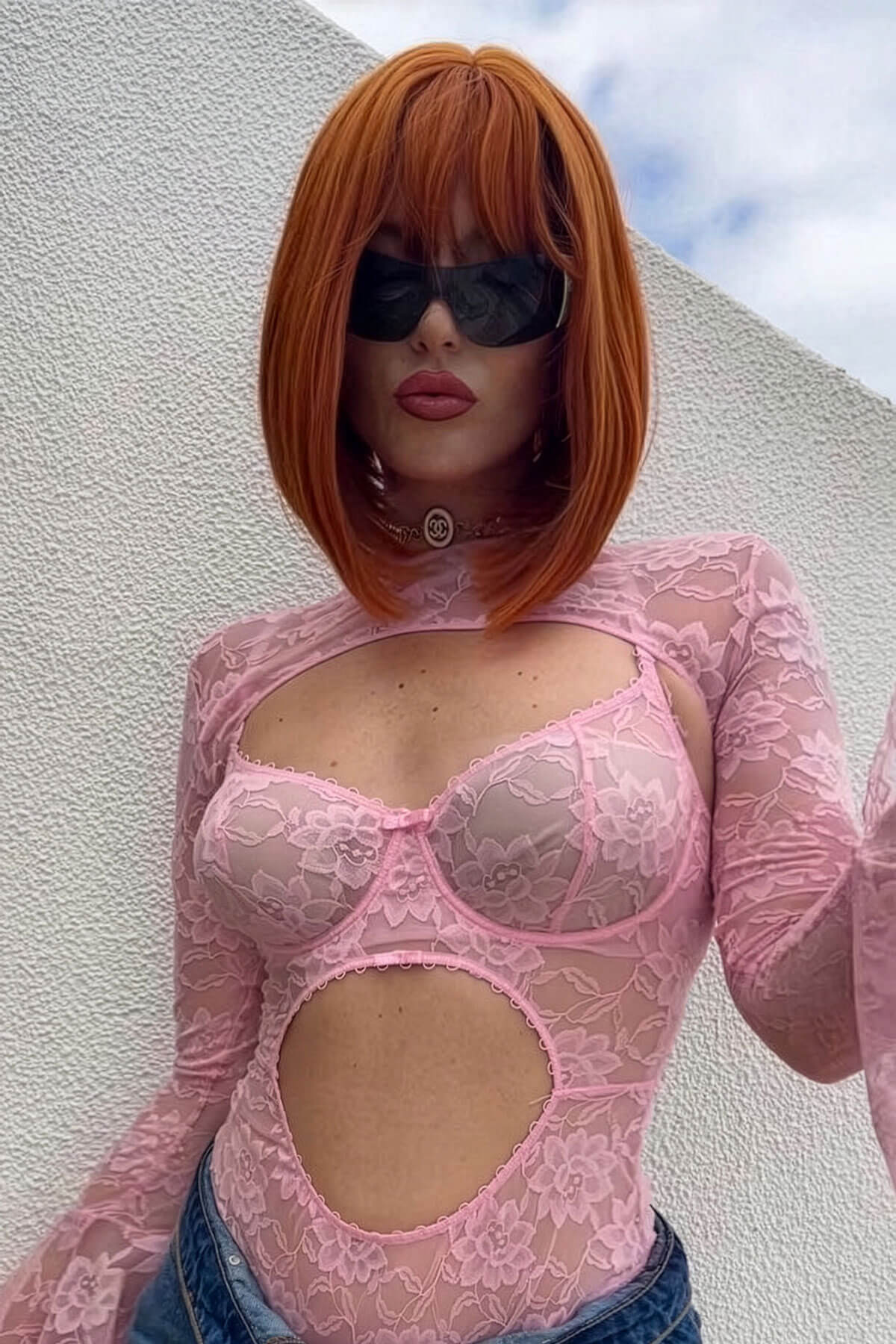 Ginger bob wig, shoulder length: Ember