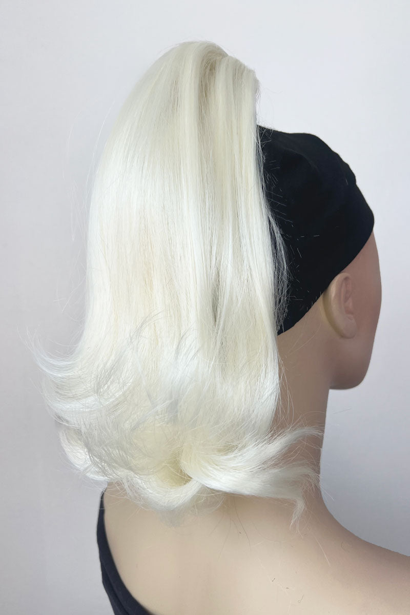 Ponytail hairpiece, shoulder length with flick/flip, retro 1960s style: Ariana Platinum blonde 1001