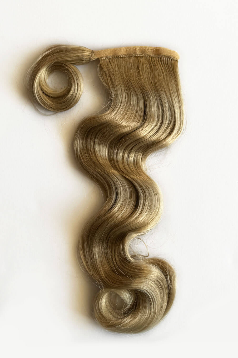 Long ponytail hairpiece with vintage waves: Kitrysha - blonde 613T24