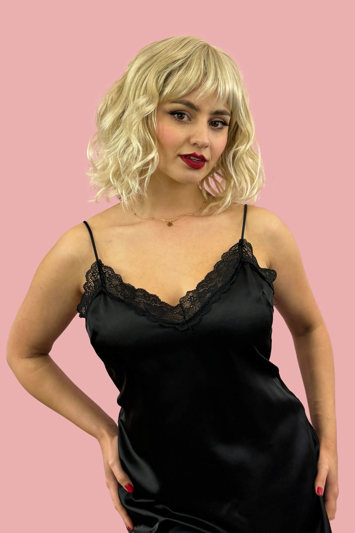 Blonde long wavy bob (lob) wig, ash blonde blending to light blonde: Pearl blonde 613T24