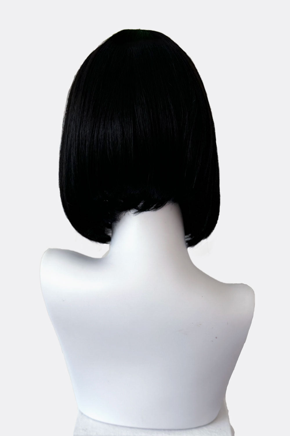 Black inverted bob wig: Chloe on a mannequin from the back